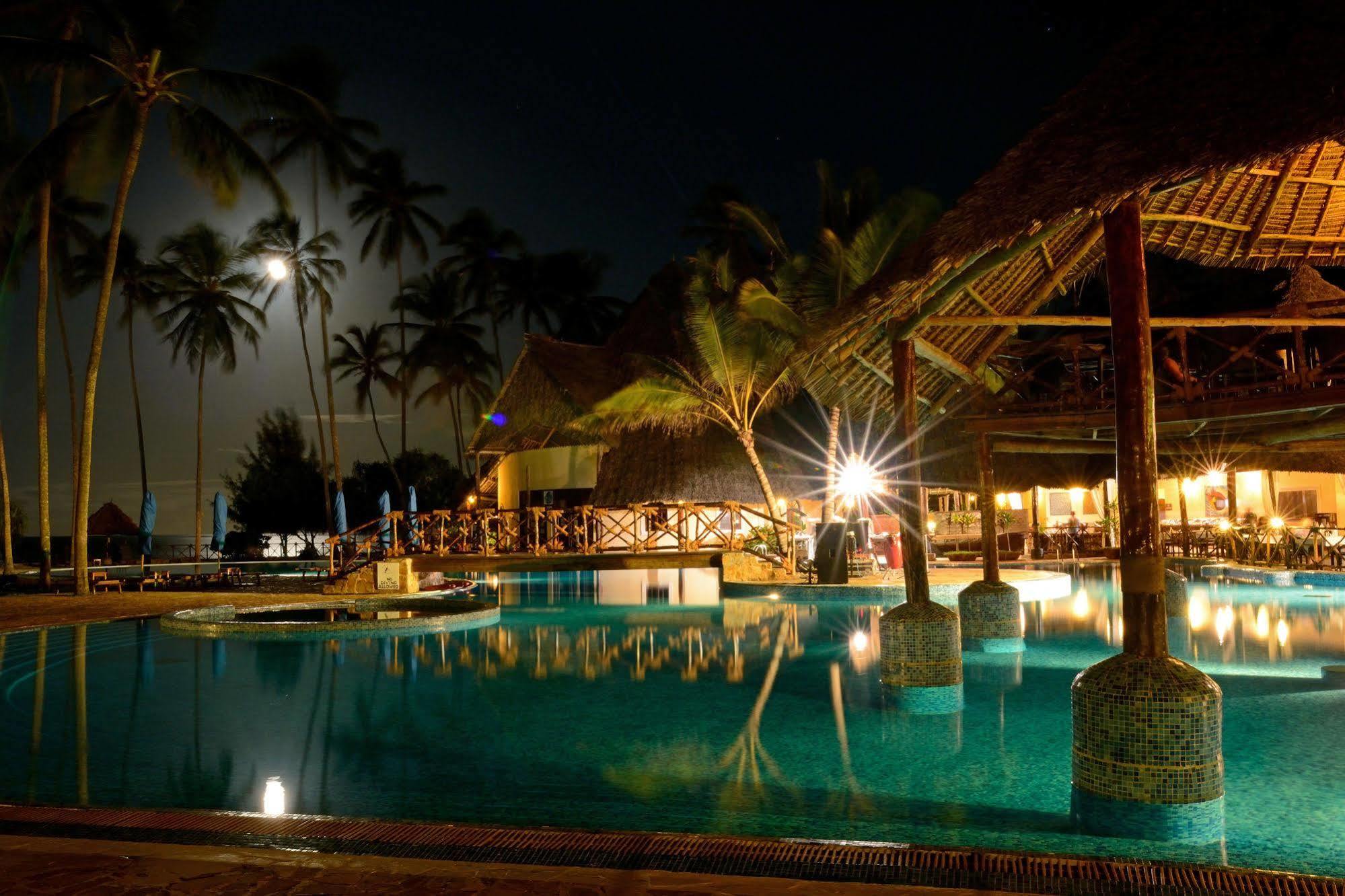 Ocean Paradise Resort & Spa Pwani Mchangani Bagian luar foto