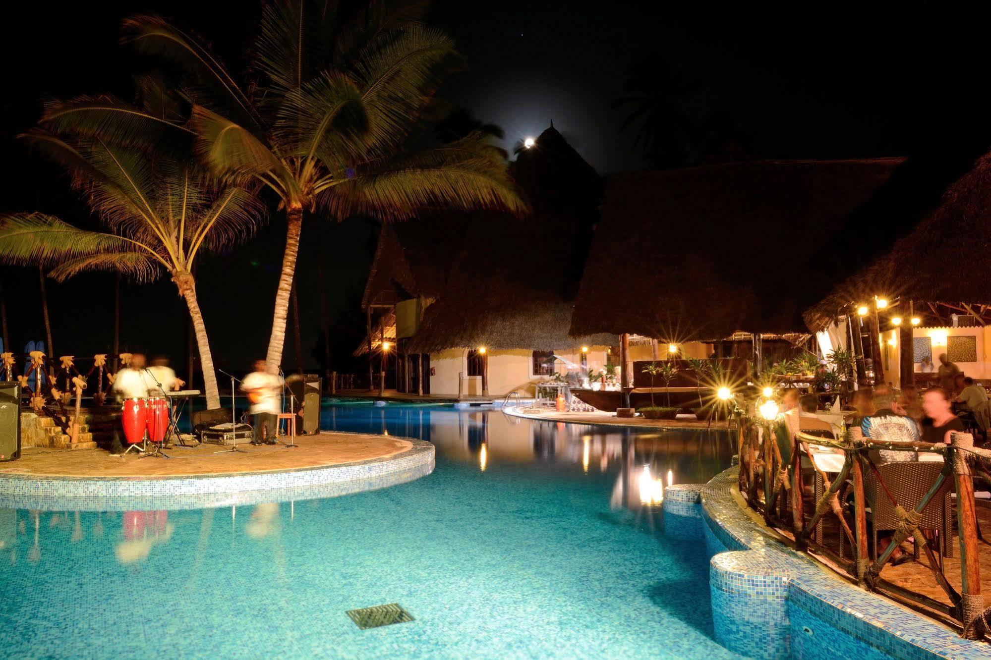 Ocean Paradise Resort & Spa Pwani Mchangani Bagian luar foto