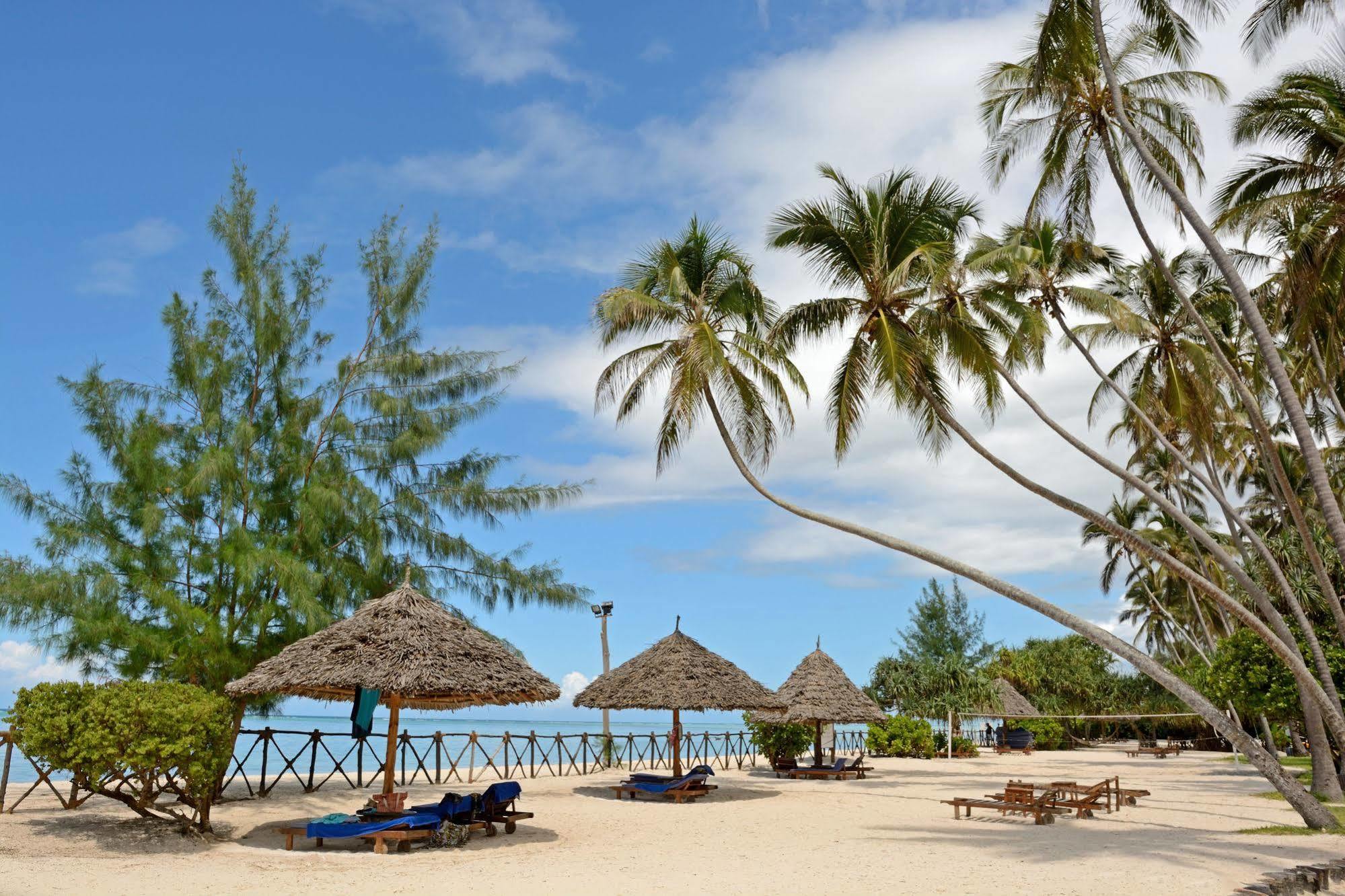 Ocean Paradise Resort & Spa Pwani Mchangani Bagian luar foto